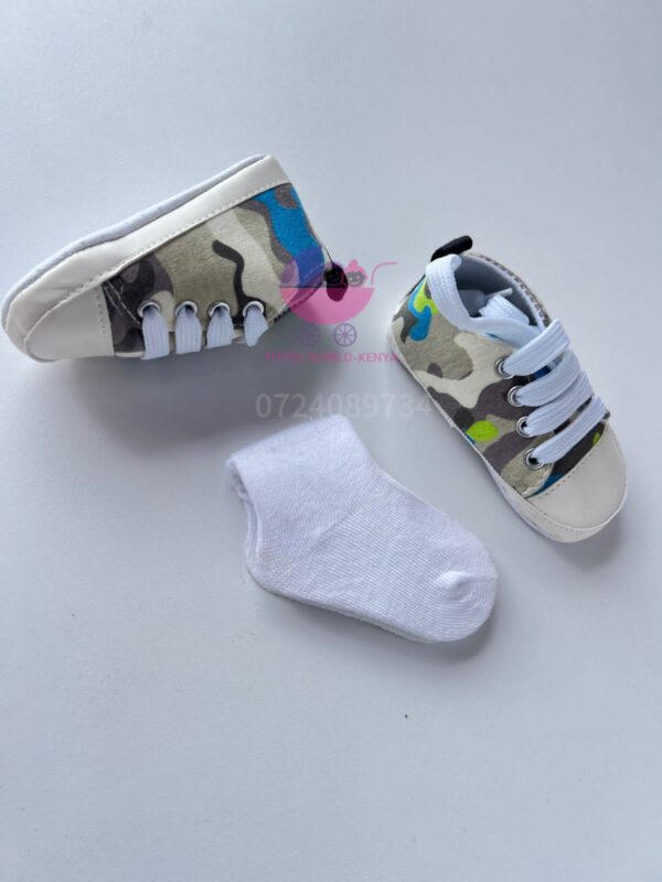pre-walker/baby shoes